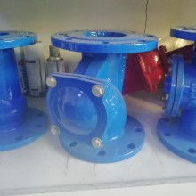  廈門(mén)市翔安三翔塑膠制品廠 主營(yíng) 雙尤令球閥 球型止回